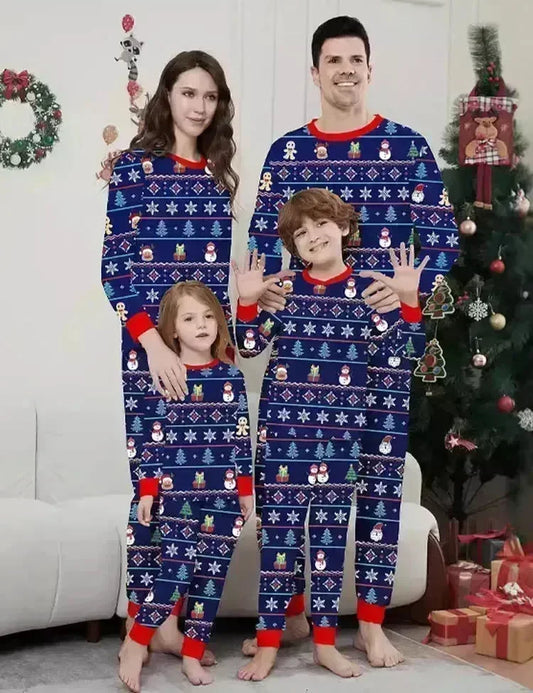 Pigiama coordinato per tutta la famiglia a righe con pupazzo di neve di Natale
