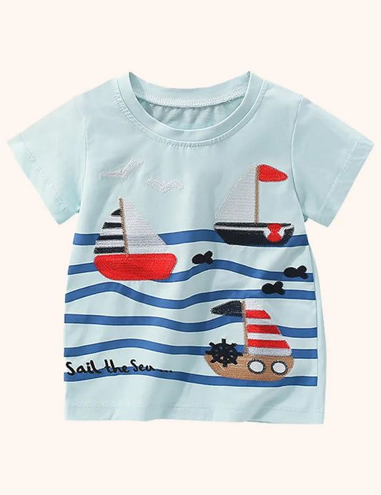 T-shirt con applicazioni a vela