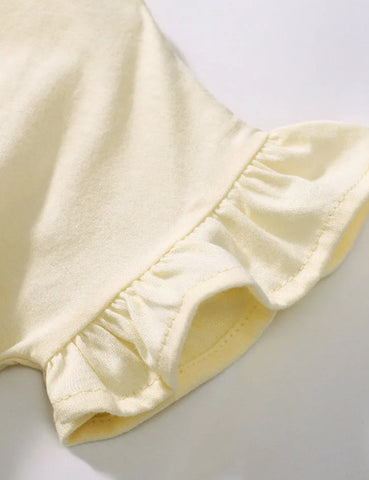 Flauschiges Tüllkleid mit Regenbogen-Herz-Applikation