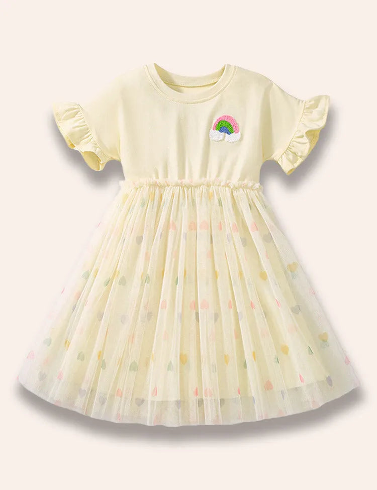 Flauschiges Tüllkleid mit Regenbogen-Herz-Applikation