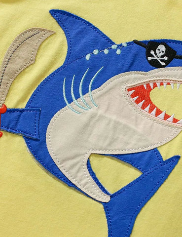 T-Shirt Mit Piraten-Hai-Applikation