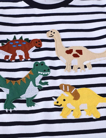 Niedliches T-Shirt mit Dinosaurier-Applikation