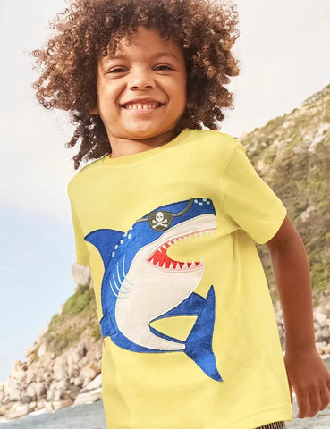 T-Shirt Mit Piraten-Hai-Applikation