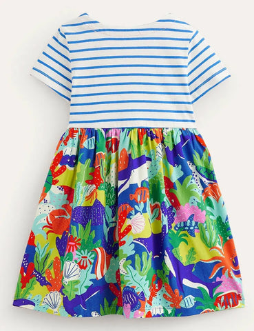 Sea World Bedrucktes Kleid mit Streifen