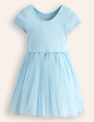 Tüllkleid mit Hasen- und Erdbeerapplikation