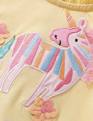 Tüllkleid mit Regenbogen‑Einhorn‑Applikation