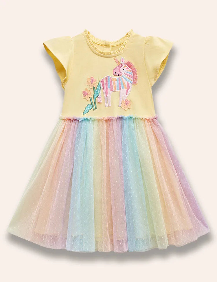 Tüllkleid mit Regenbogen‑Einhorn‑Applikation