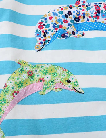 Kapuzen-Sweatshirtkleid mit Delfin-Applikation