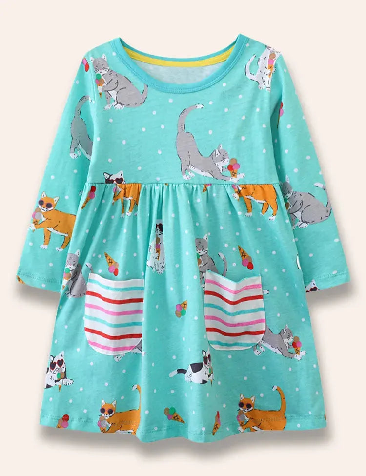 Kleid mit Eiskatzen-Print und Tasche