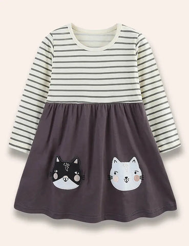 Schwarz-Weiß-Kleid Mit Katzenapplikation