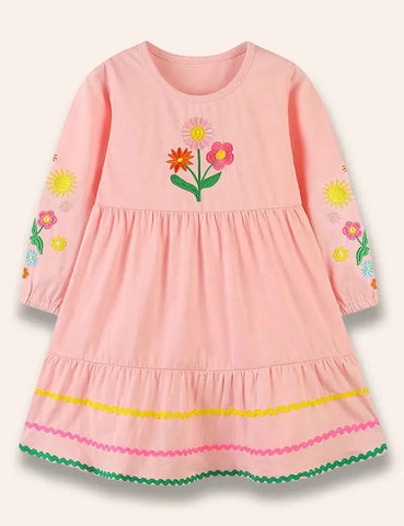 Kleid mit Blumenstickerei