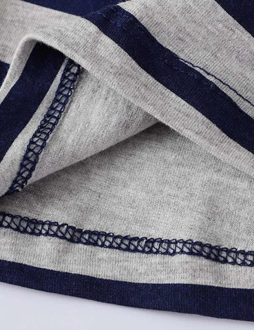 Pailletten-Prinzessinnenkleid mit Häschen- und Sternmotiv