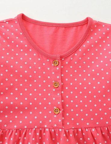 Gepunktetes Kleid mit Dackel-Applikation