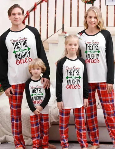 Bedruckte Familien-Pyjamas Mit Weihnachtsbrief