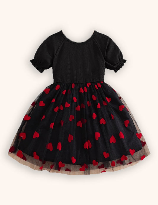 Abito in tulle con stampa cuori per San Valentino